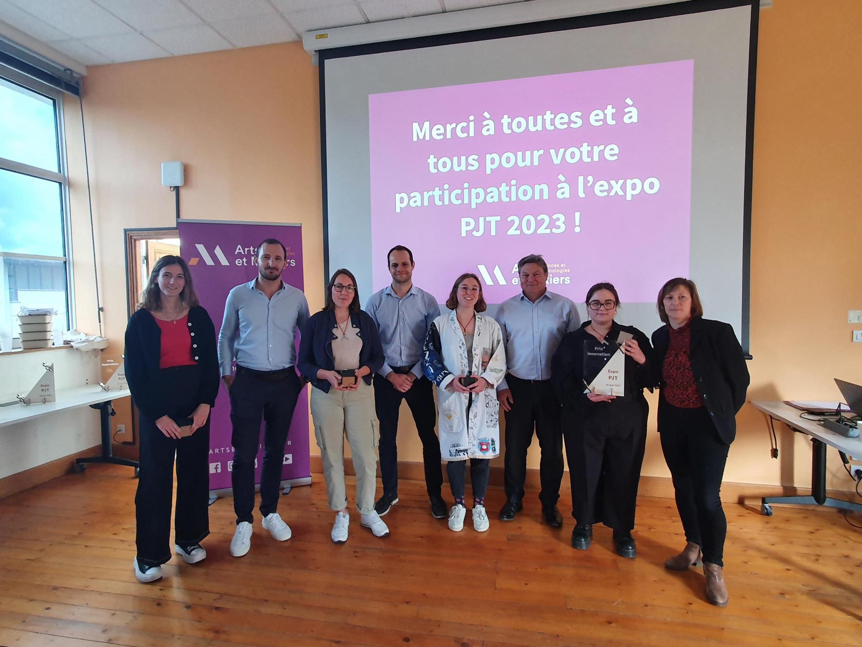 1ère édition de l'exposition PJT sur le campus de ChâlonsenChampagne ! Arts et métiers